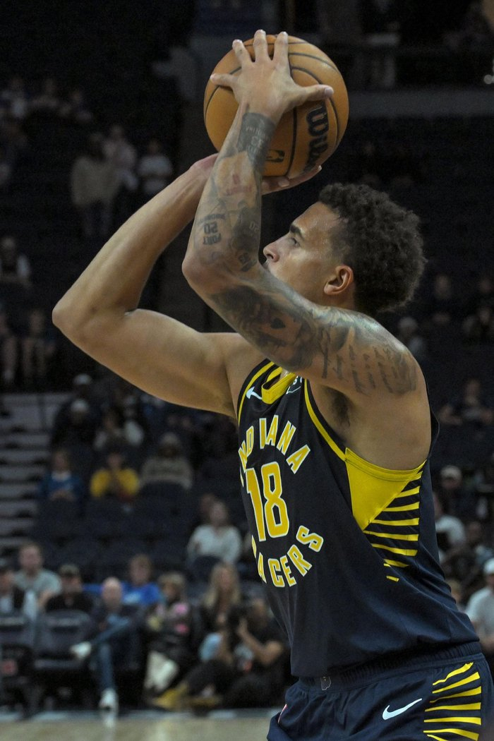 开云app-4签达成+喜获承诺！底薪男逆袭获赞 有人却连上场机会都没等来|拉塞尔·威斯布鲁克|国王|杰克逊|科尔·安东尼|拉塞尔-威斯布鲁克_新浪体育_新浪新闻