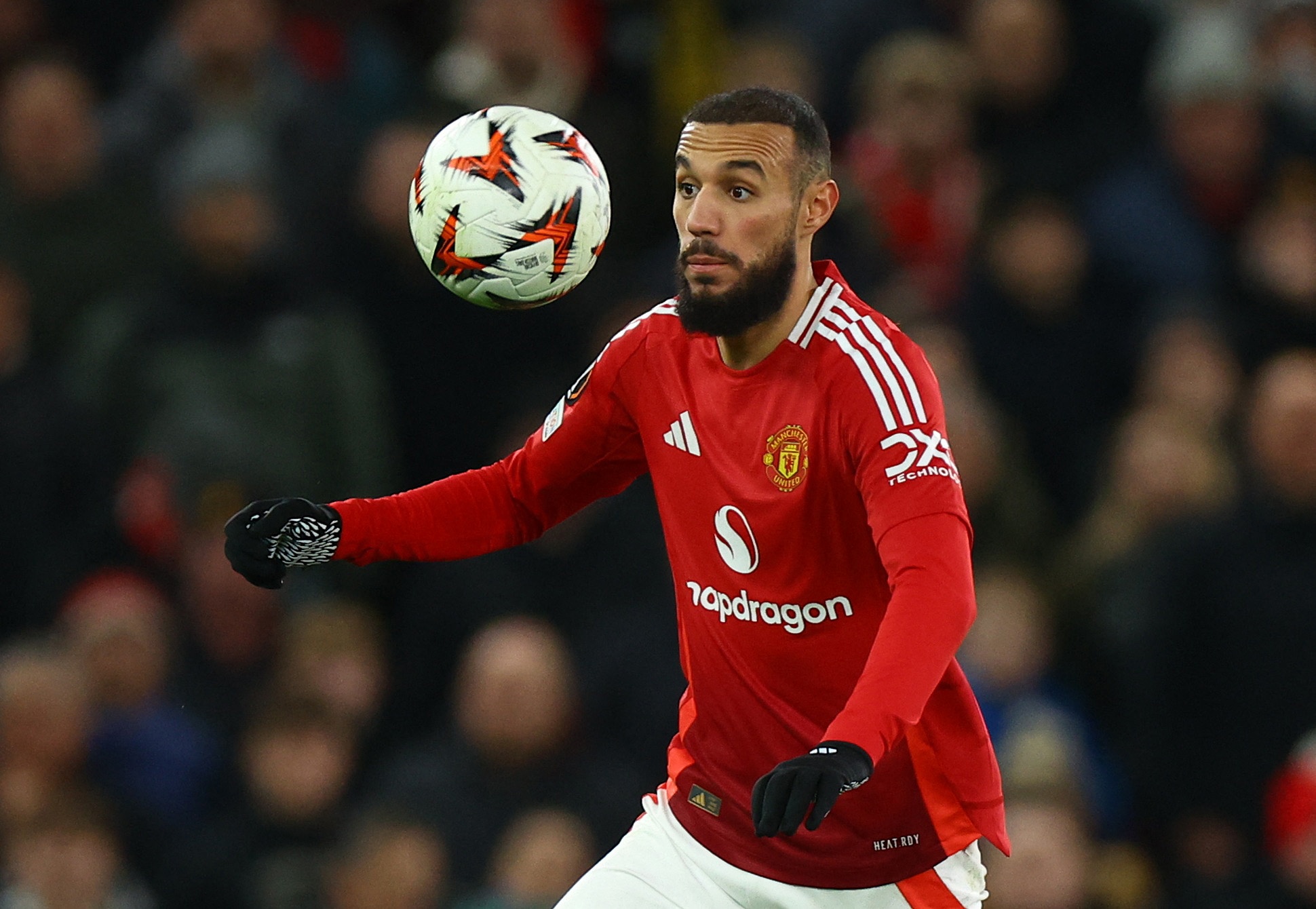 kaiyun-曼联官方：马兹拉维在本周三已经恢复参加合练，备战阿斯顿维拉