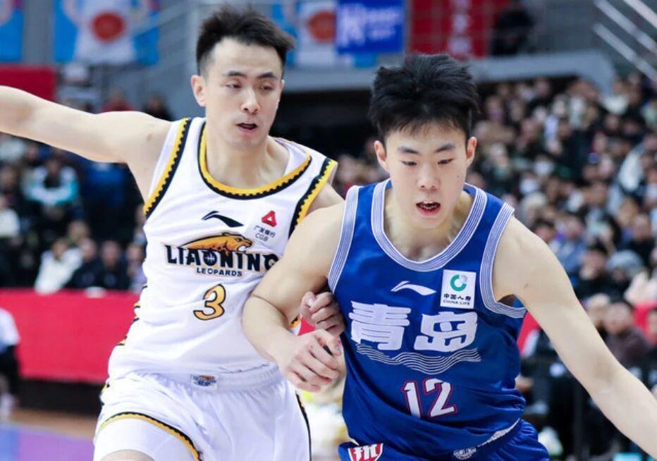 辽宁男篮对阵四强劲旅，赵继伟复出，杨鸣过招刘维伟，胜负悬念大