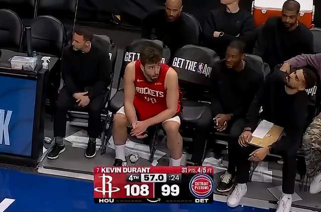 开云-险胜活塞！杜兰特32+7+3，谢泼德18+2又立功，乌度卡也如梦初醒了