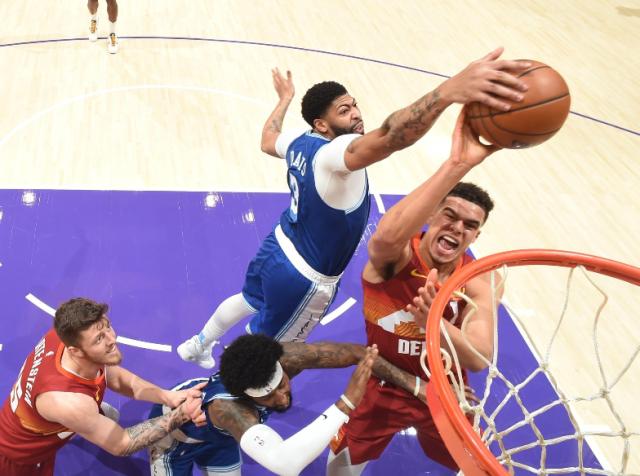 开云官网-詹眉伤情、引援补强 湖人退无可退开启关键冲刺期